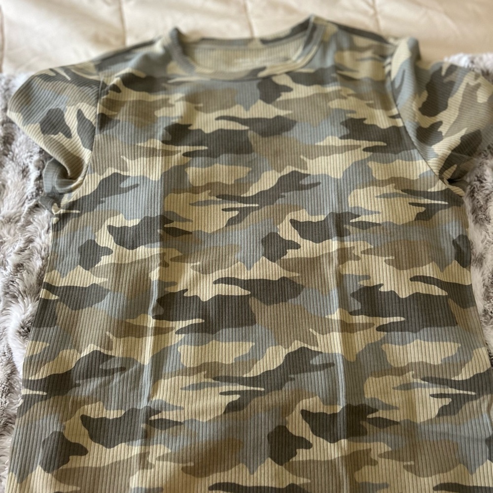 American Eagle Outfitters Camouflage Tee